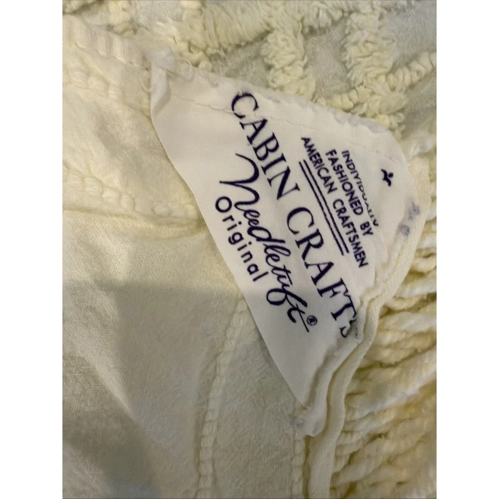 Vtg Cabin Crafts Needletuft Original Chenille Twin Bedspread 80X108 Lt Yellow